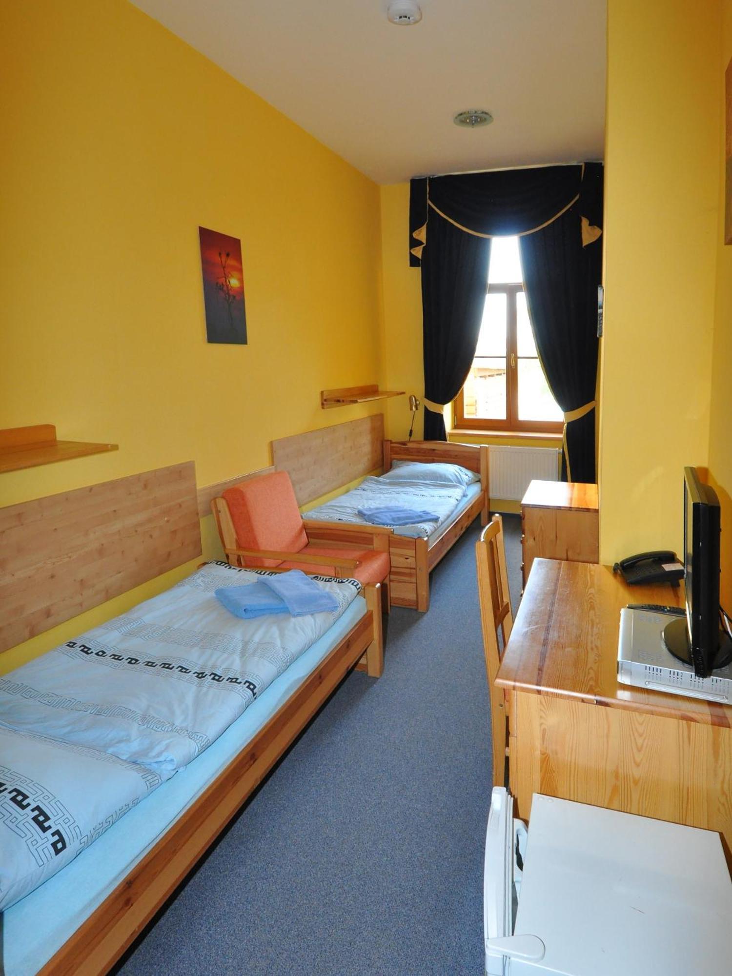 Hotel U Radnice Louny Room photo
