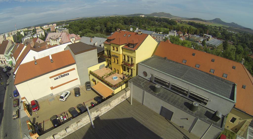 Hotel U Radnice Louny Exterior photo