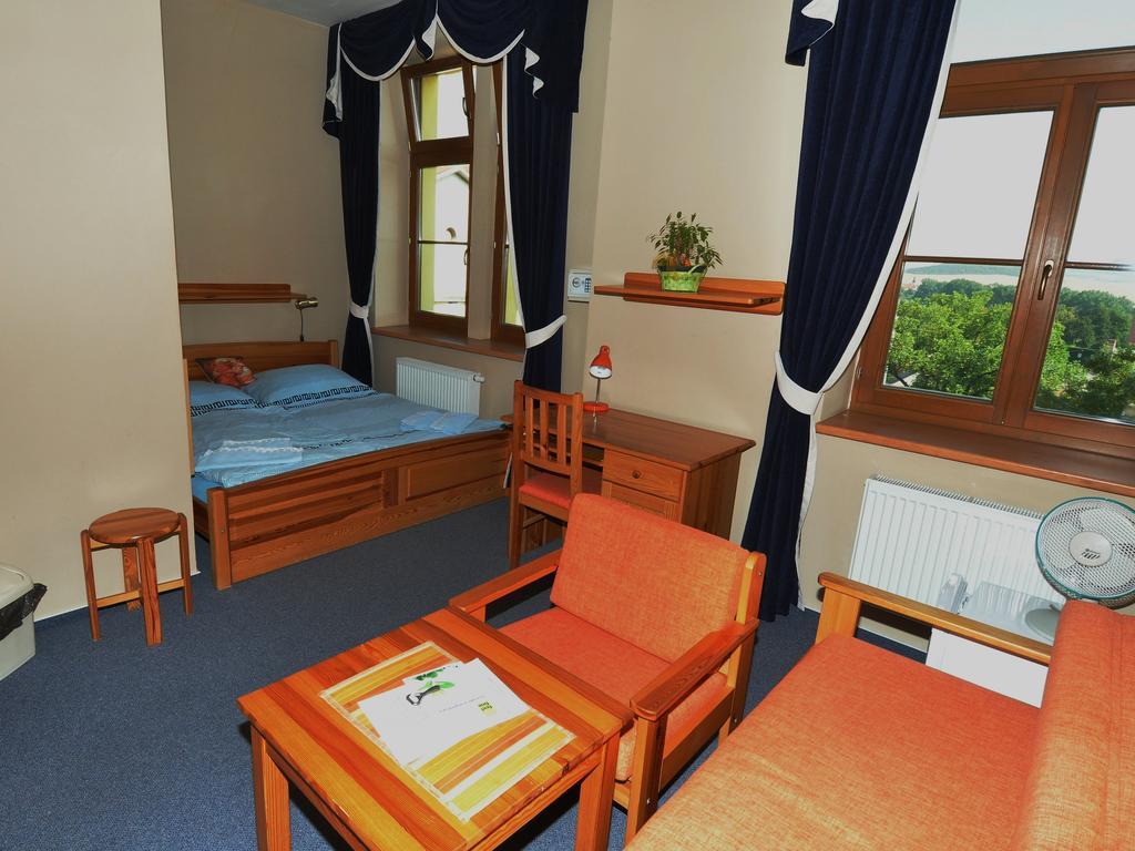 Hotel U Radnice Louny Exterior photo