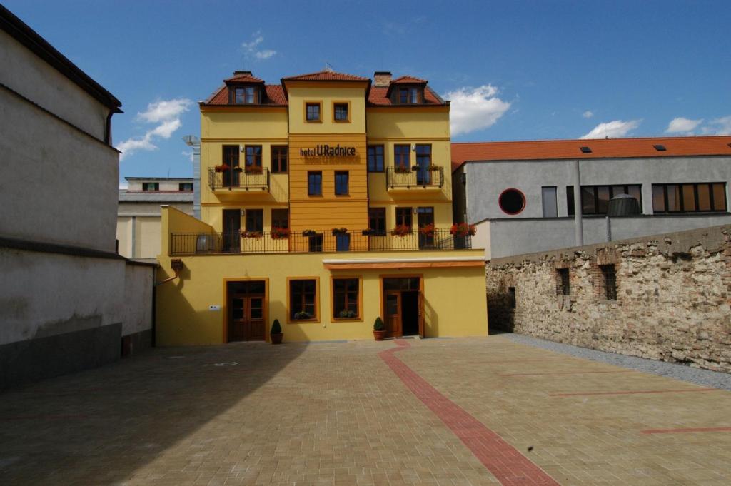 Hotel U Radnice Louny Exterior photo